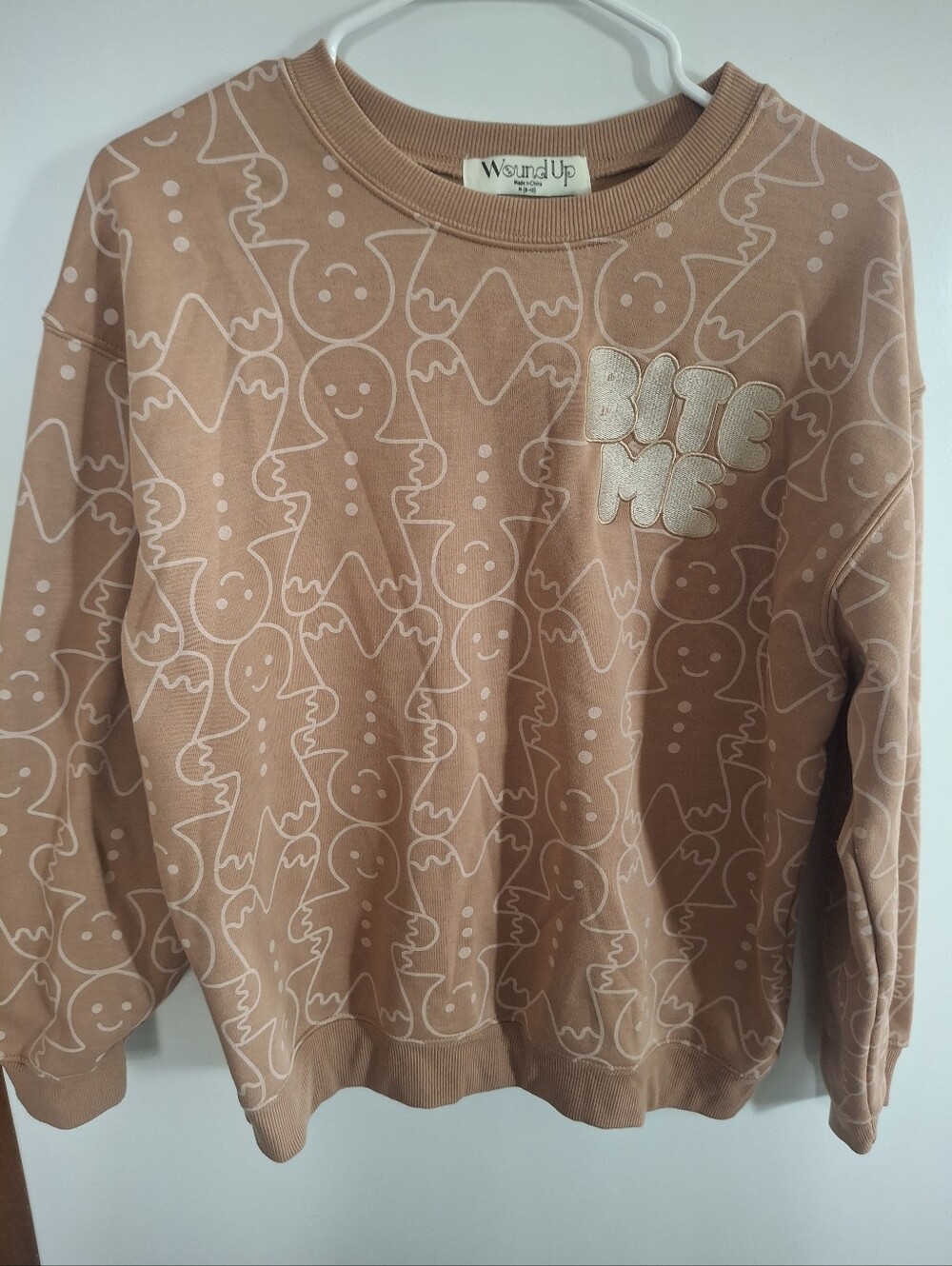 Wound Up Women's Tan Gingerbread 'Bite Me' Crewneck Sweatshirt
